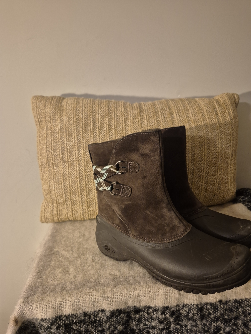 North Face Shellista II Pull-On Demitasse Brown/Surf Green Snow/Rain Boots Sz 10